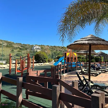 Baia Da Beach 2 Bedroom * Luz
